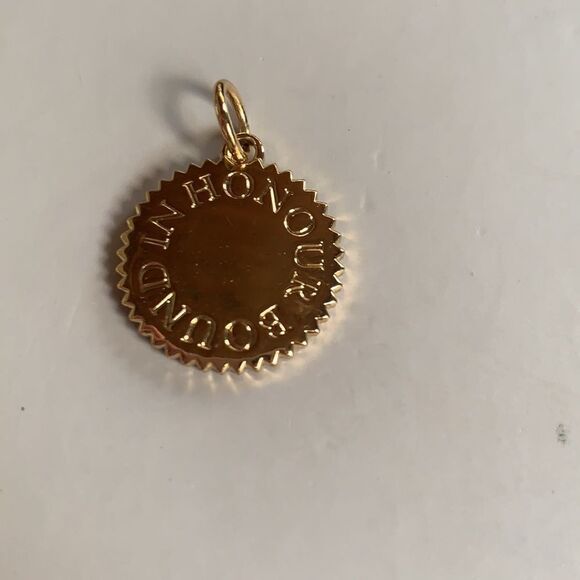 India Hicks Honour Bound Token - Gold - Picture 2 of 5